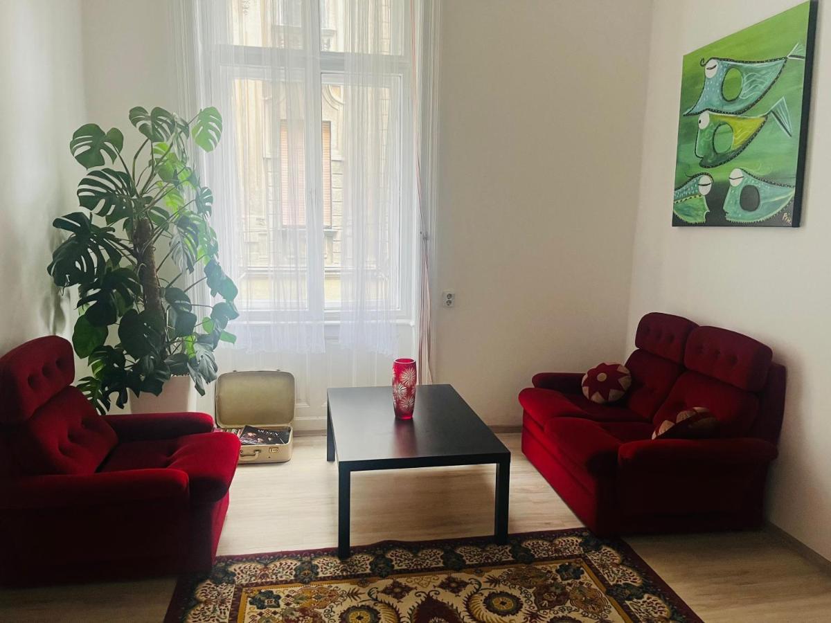 East Point Hostel Budapest Eksteriør billede