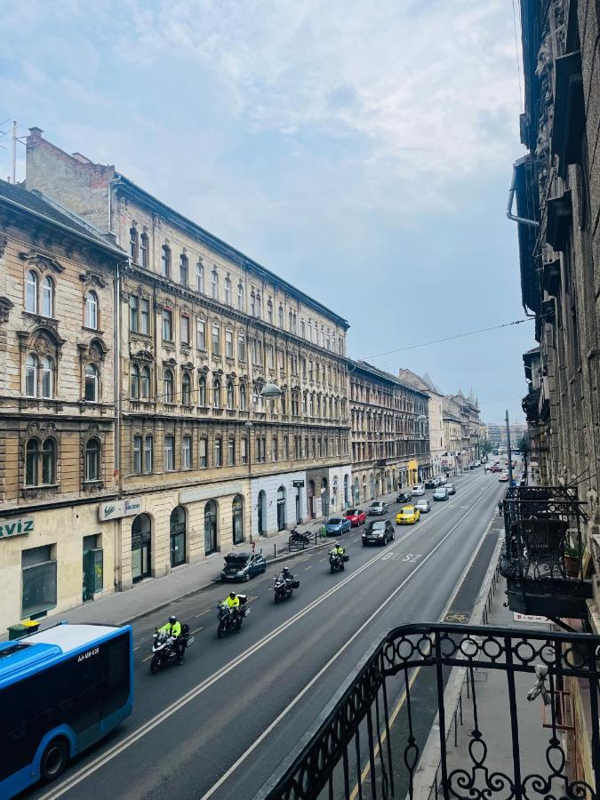 East Point Hostel Budapest Eksteriør billede